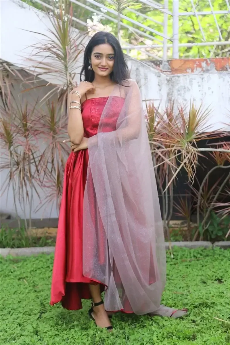 TELUGU ACTRESS HRITHIKA SRINIVAS AT TELUGU MOVIE OPENING 2